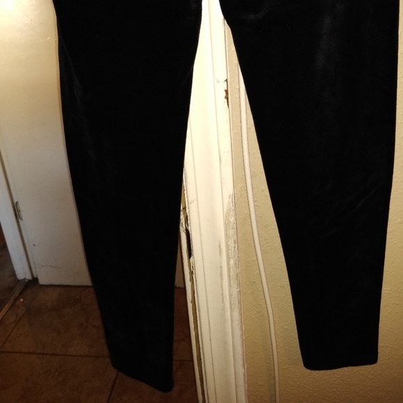 Like New leggings - Picture 5 of 6